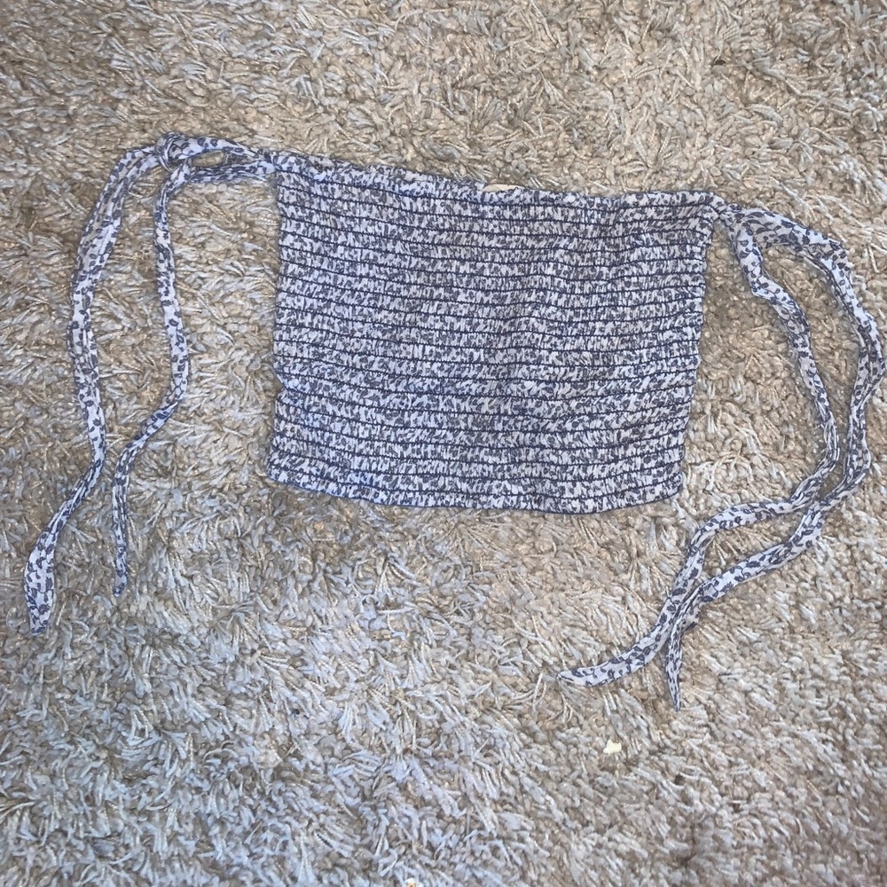 Bandeau top with tie sleeve